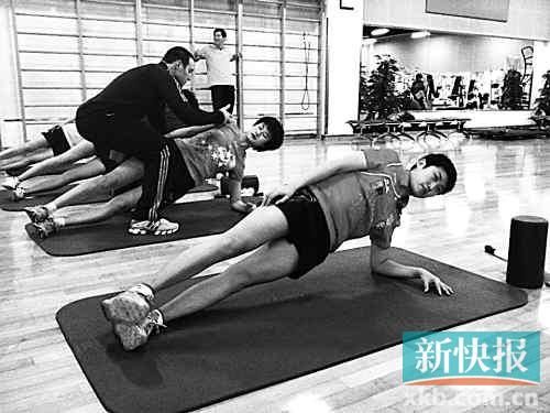 ŮƹӖ(x��n)���׳��F(xi��n)����� �����A�����(zh��n)������Ӌ(j��)��