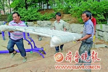 ��ɽ����V��(ch��ng)�Ľ������ēQ�µ�����9��,����ɽ�������µĸ���(g��)����V��(ch��ng),�����ˆT���ڰ��b�µĽ�������,����ӳ���Ɠp�������Č�ȫ���fò�Q���