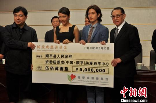 ���ܳɾ轨�ӱ��ƽ�B(y��ng)�ϙC(j��)��(g��u)���ìF(xi��n)���پ�500�f